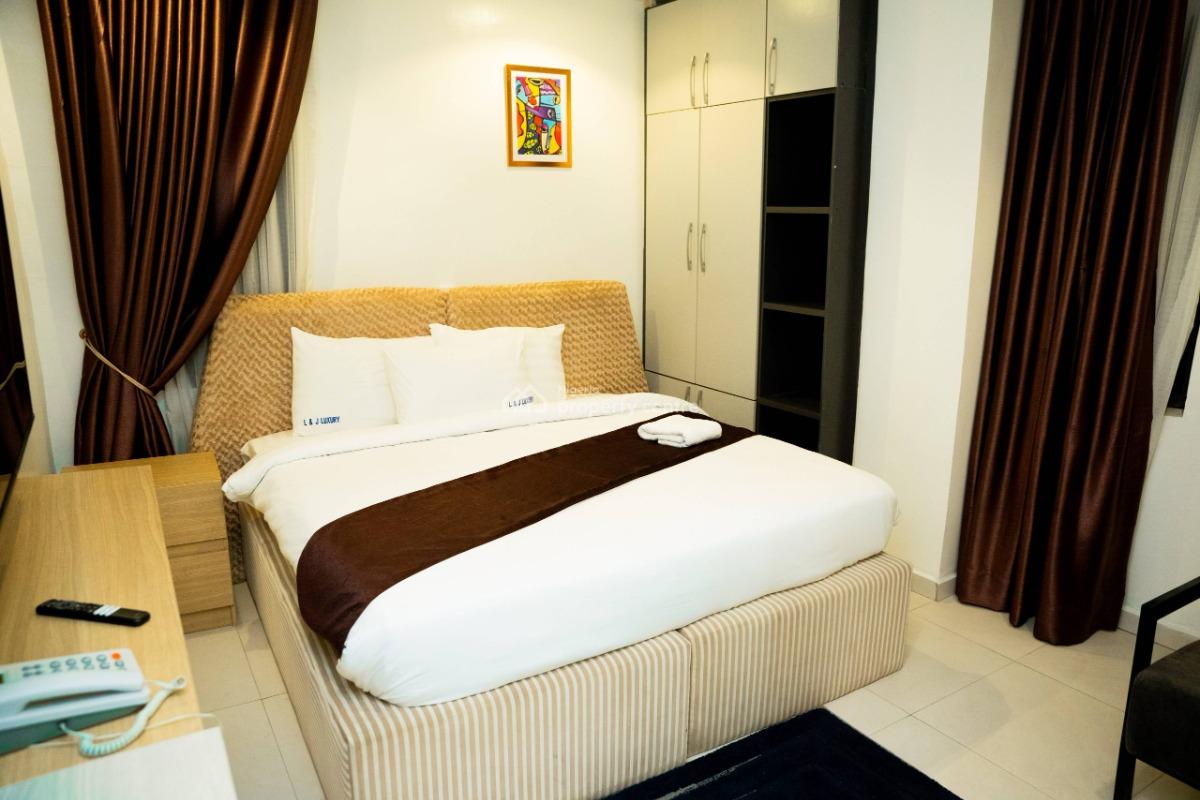 Nicely Furnished 1 Bedroom Apartment, Gra Phase 4, Obio-akpor, Rivers, Flat / Apartment Short Let