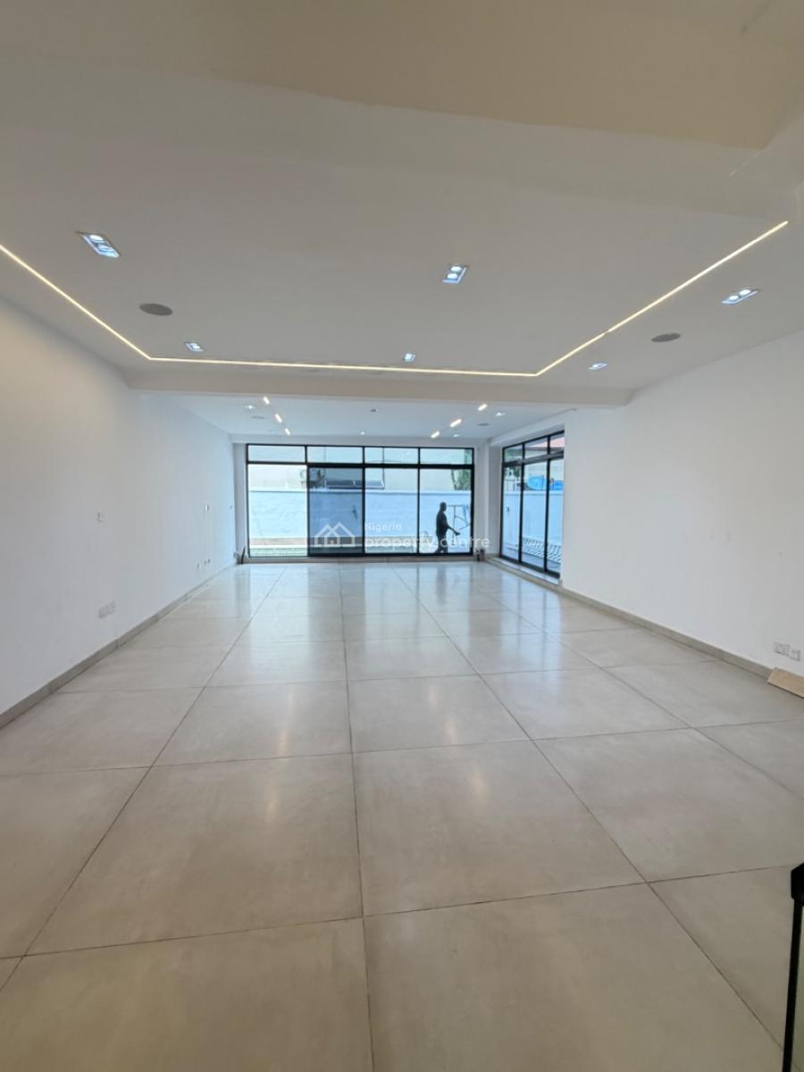 Spacious 5bedroom Fully Detached House, Lekki Phase 1, Lekki, Lagos, Detached Duplex for Sale