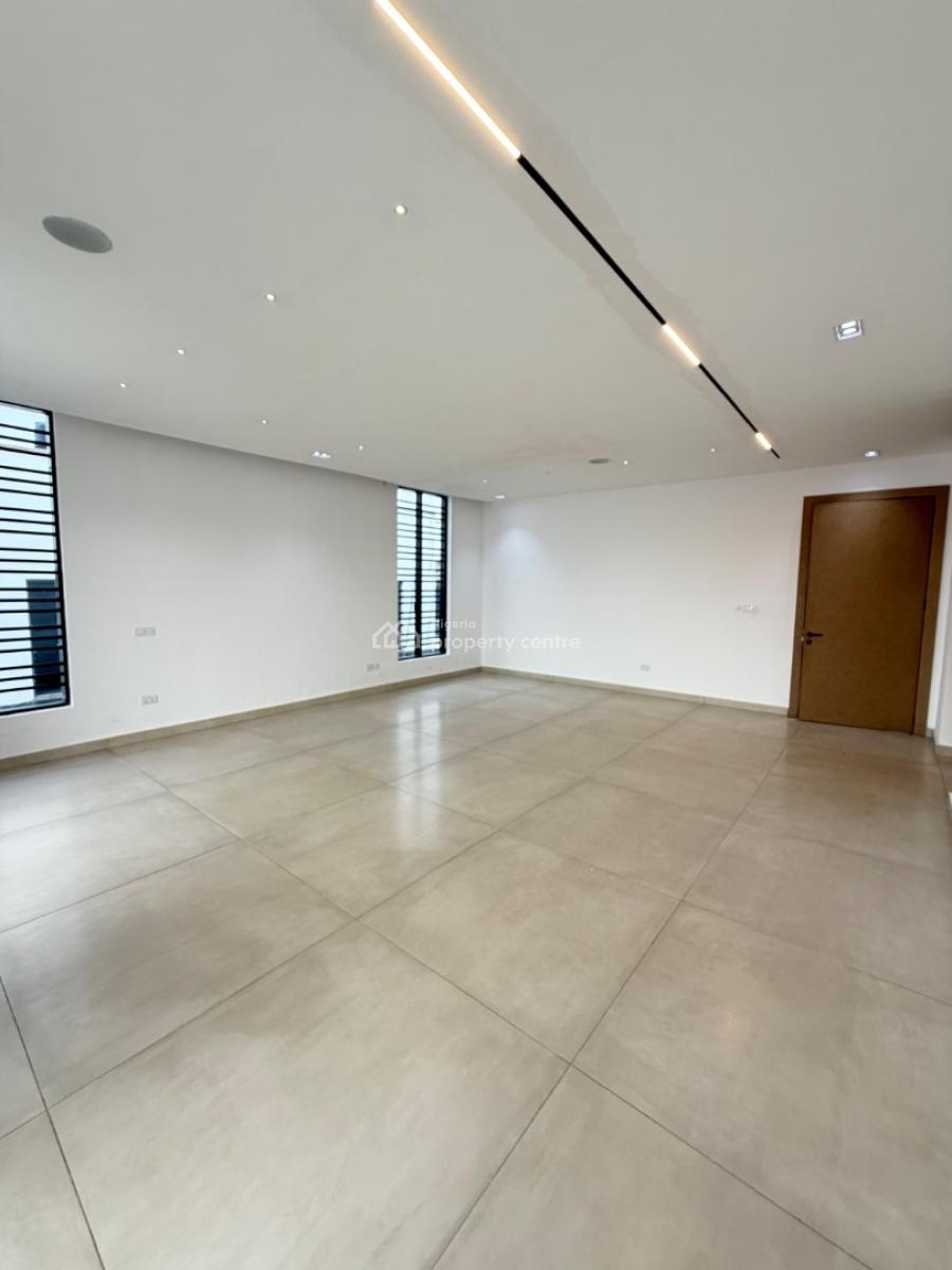 Spacious 5bedroom Fully Detached House, Lekki Phase 1, Lekki, Lagos, Detached Duplex for Sale