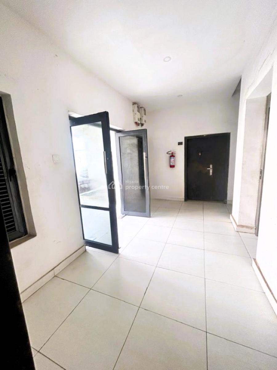 Luxury 2/3bedroom Apartment, Orchid Road, Lekki, Lagos, Flat / Apartment for Rent