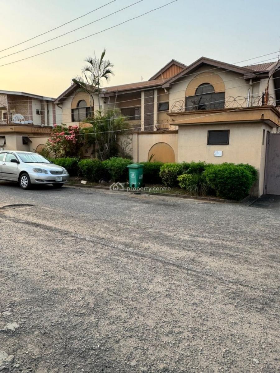 2 Wings of 5 Bedroom Duplex with Boys Quarter, Gra Phase 2, Magodo, Lagos, Detached Duplex for Sale