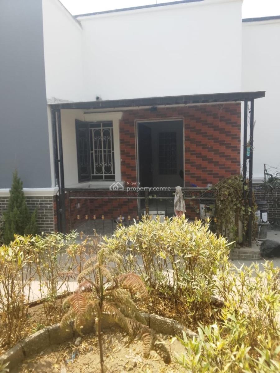 Luxury Spacious 3 Bedroom Bungalow with Bq Standalone, Lugbe District, Abuja, Detached Bungalow for Rent