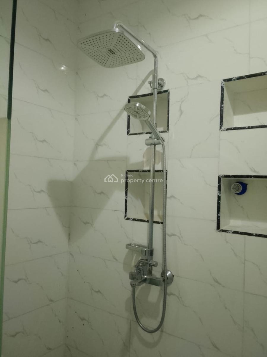 Luxury Spacious 3 Bedroom Bungalow with Bq Standalone, Lugbe District, Abuja, Detached Bungalow for Rent