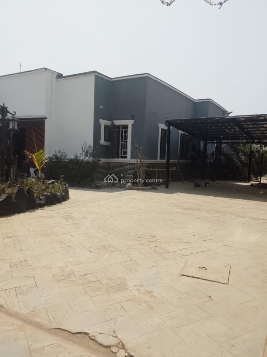 Luxury Spacious 3 Bedroom Bungalow with Bq Standalone, Lugbe District, Abuja, Detached Bungalow for Rent