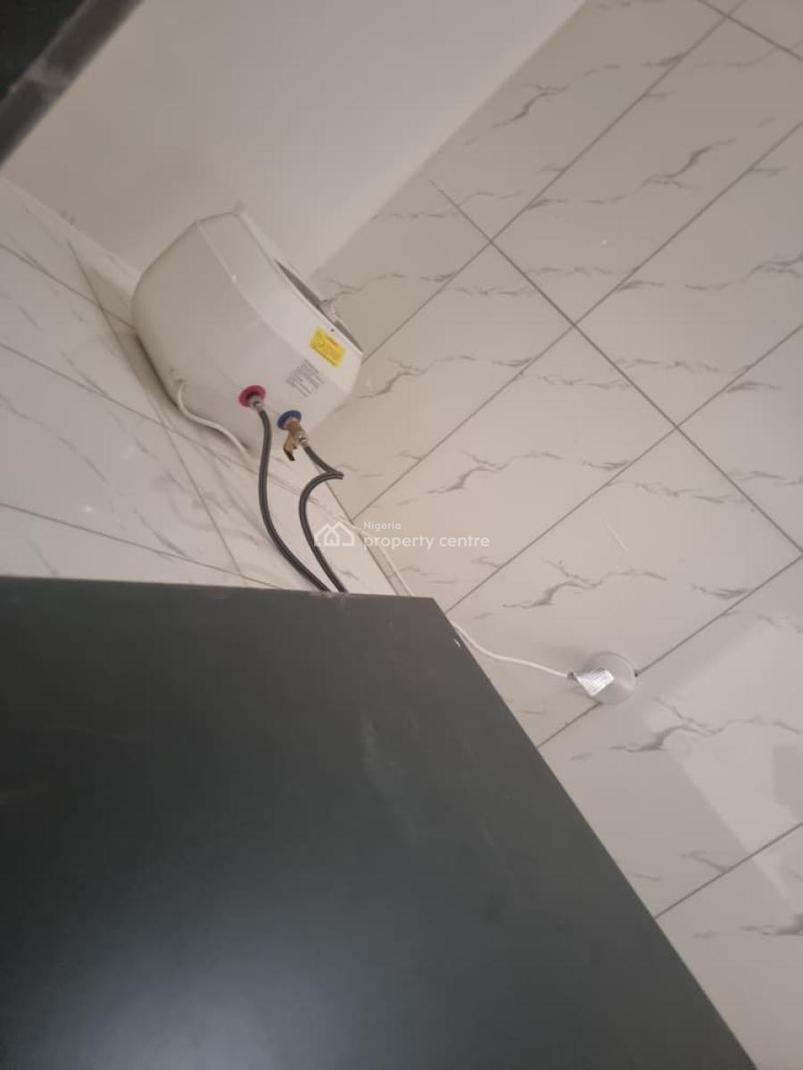 Luxury Spacious 3 Bedroom Bungalow with Bq Standalone, Lugbe District, Abuja, Detached Bungalow for Rent