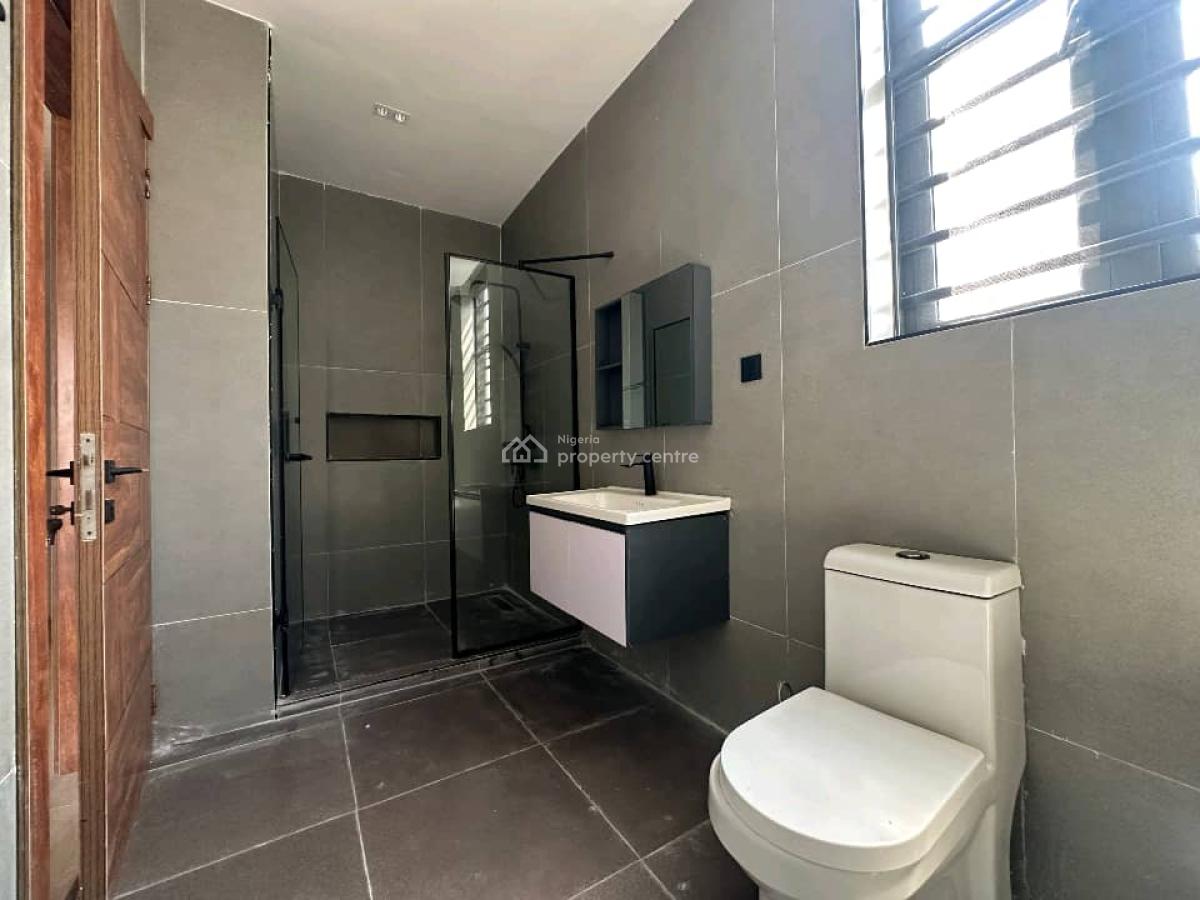 a 5 Bedroom Fully Detached House, Lekki Phase 1, Lekki, Lagos, Detached Duplex for Rent