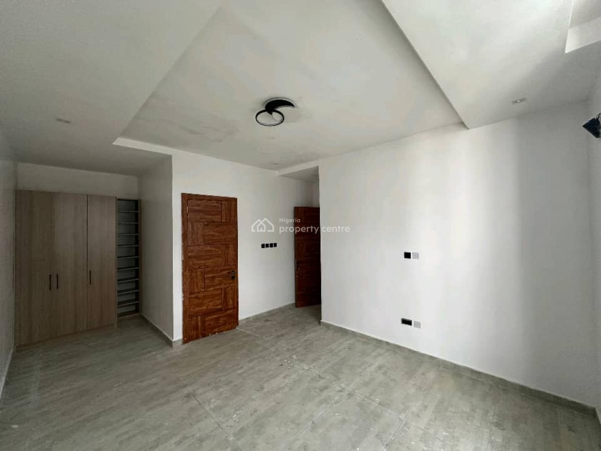 a 5 Bedroom Fully Detached House, Lekki Phase 1, Lekki, Lagos, Detached Duplex for Rent