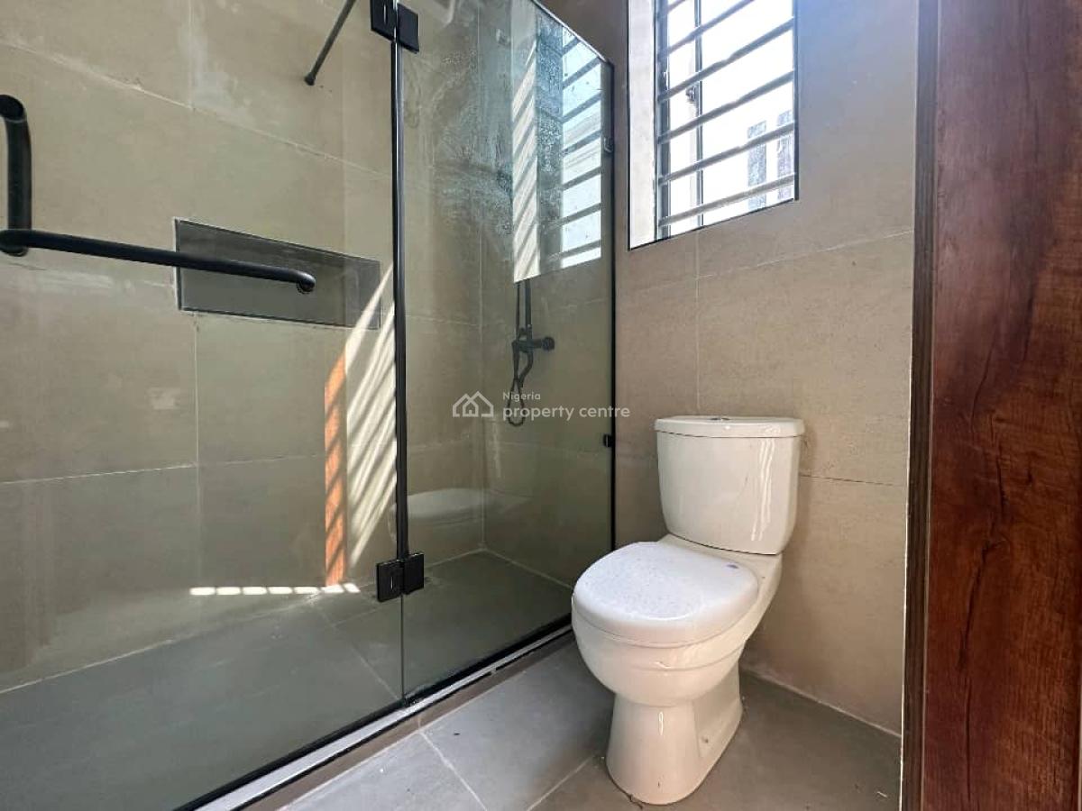 a 5 Bedroom Fully Detached House, Lekki Phase 1, Lekki, Lagos, Detached Duplex for Rent