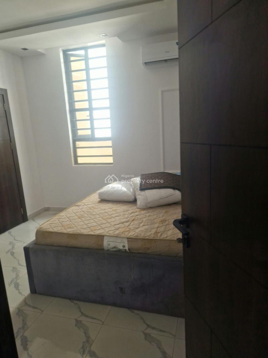 Newly Built Fully Furnished and Serviced 3 Bedroom Flat with Bq, Off Admiralty Way, Lekki Phase 1, Lekki, Lagos, Flat / Apartment for Rent