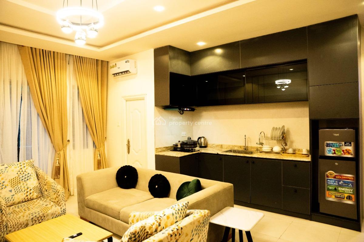 Nicely Furnished 2 Bedroom Apartment, Gra Phase 4, Obio-akpor, Rivers, Flat / Apartment Short Let