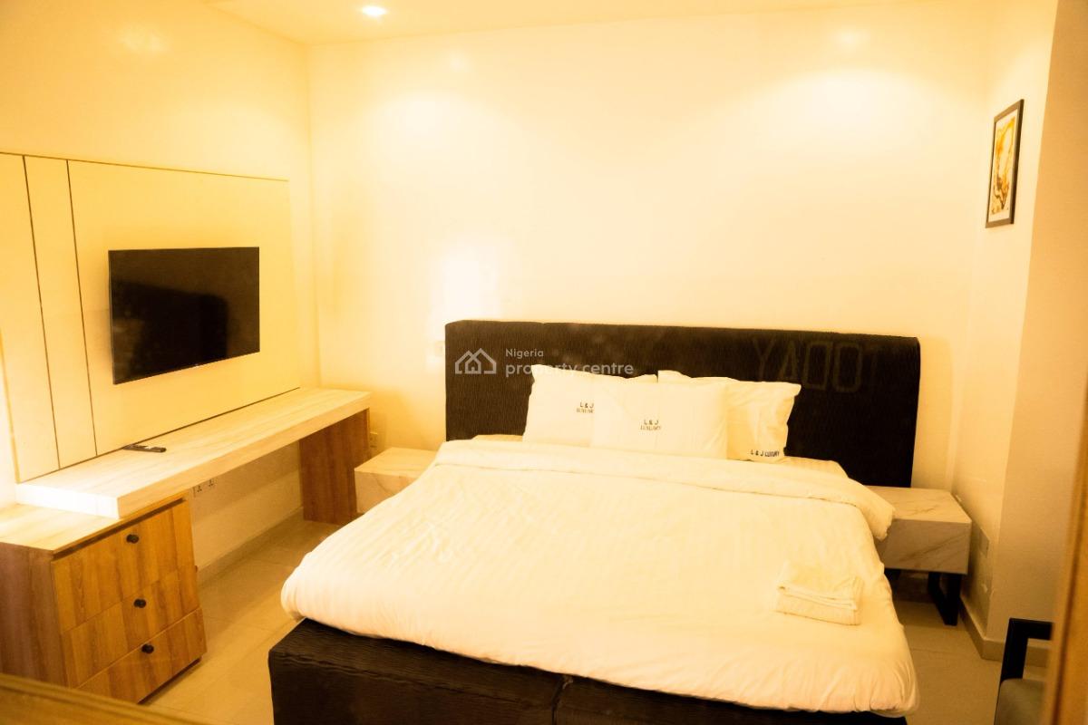 Nicely Furnished 2 Bedroom Apartment, Gra Phase 4, Obio-akpor, Rivers, Flat / Apartment Short Let