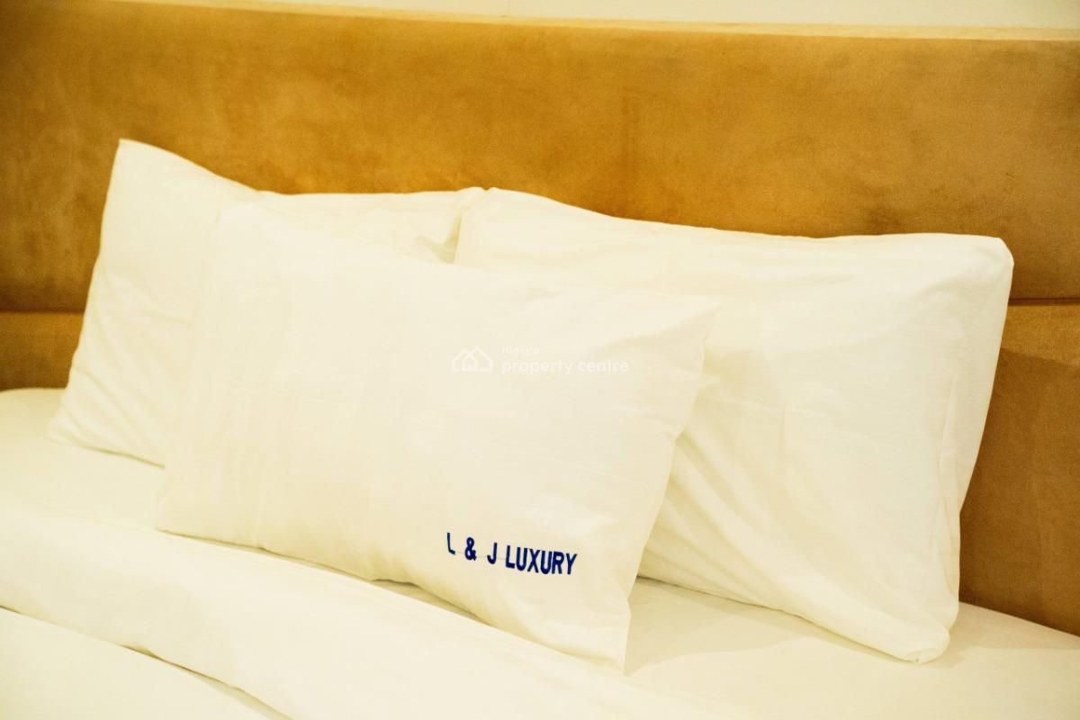 Nicely Furnished 2 Bedroom Apartment, Gra Phase 4, Obio-akpor, Rivers, Flat / Apartment Short Let