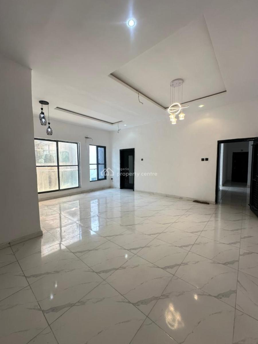 Well-maintained 2-bedroom Apartment (upstairs), Ikate, Ikate, Lekki, Lagos, Flat / Apartment for Rent