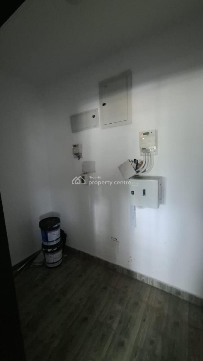2 Bedroom Flat, Greenbay Estate Mobile Road, Ilaje, Ajah, Lagos, Flat / Apartment for Rent