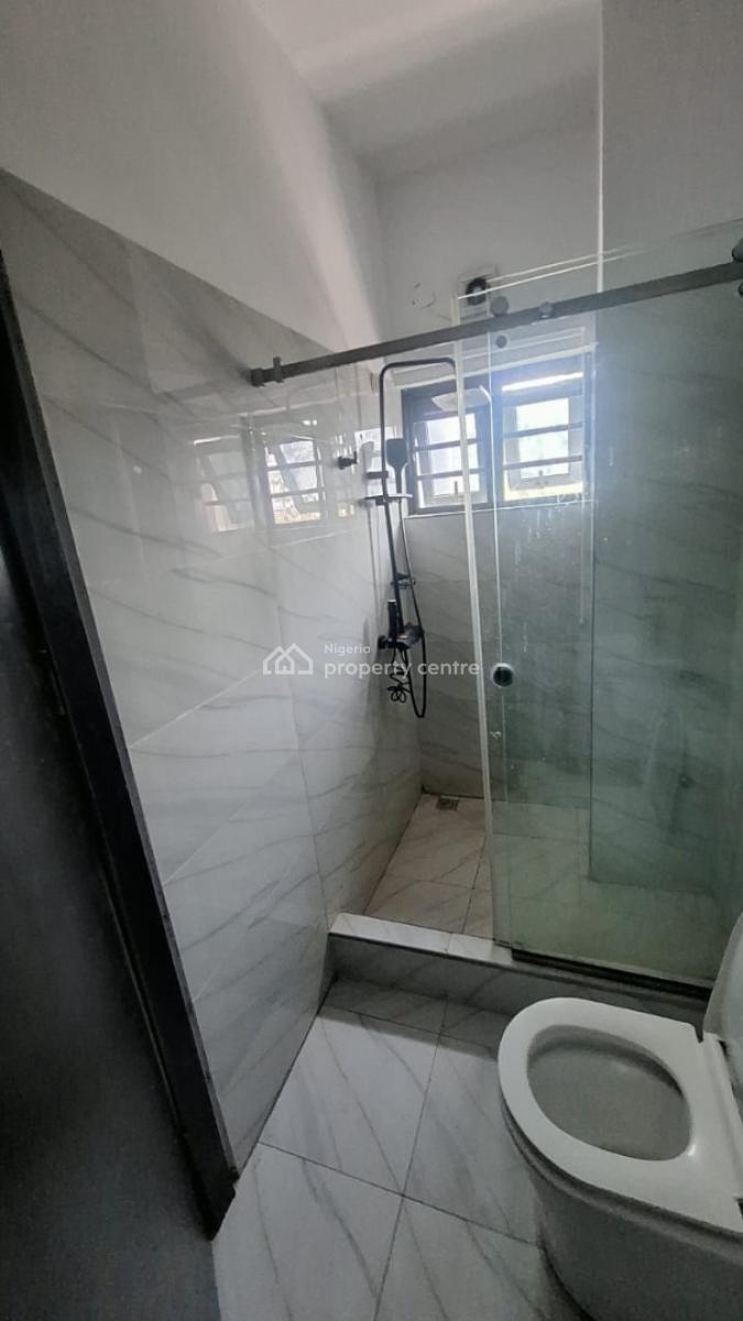 2 Bedroom Flat, Greenbay Estate Mobile Road, Ilaje, Ajah, Lagos, Flat / Apartment for Rent