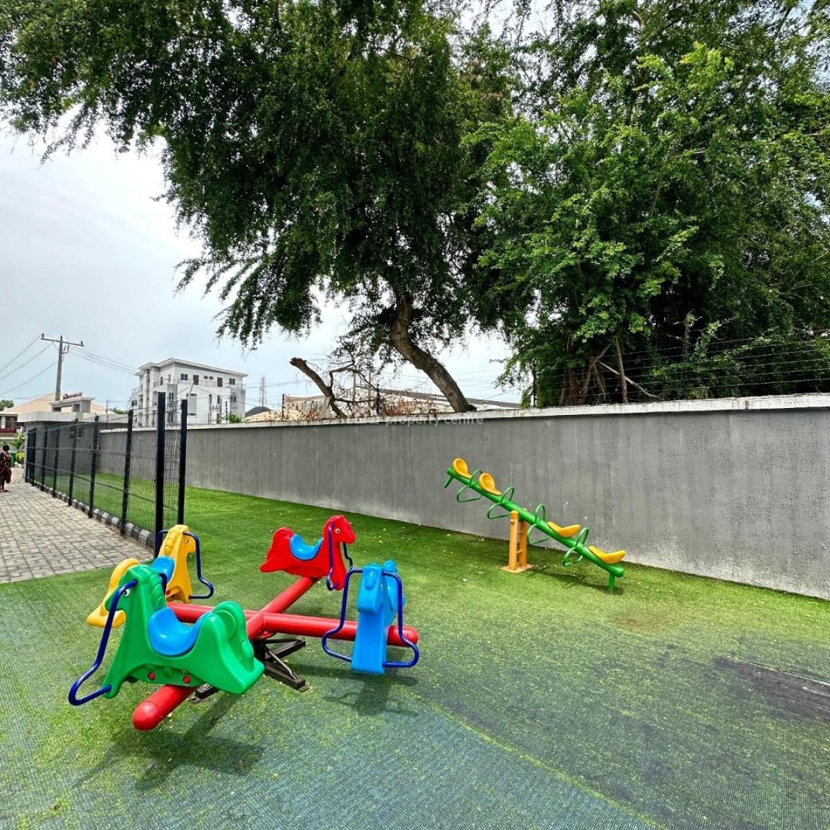 Nicely Furnished 3 Bedroom Apartment, Ologolo, Lekki, Lagos, Flat / Apartment Short Let