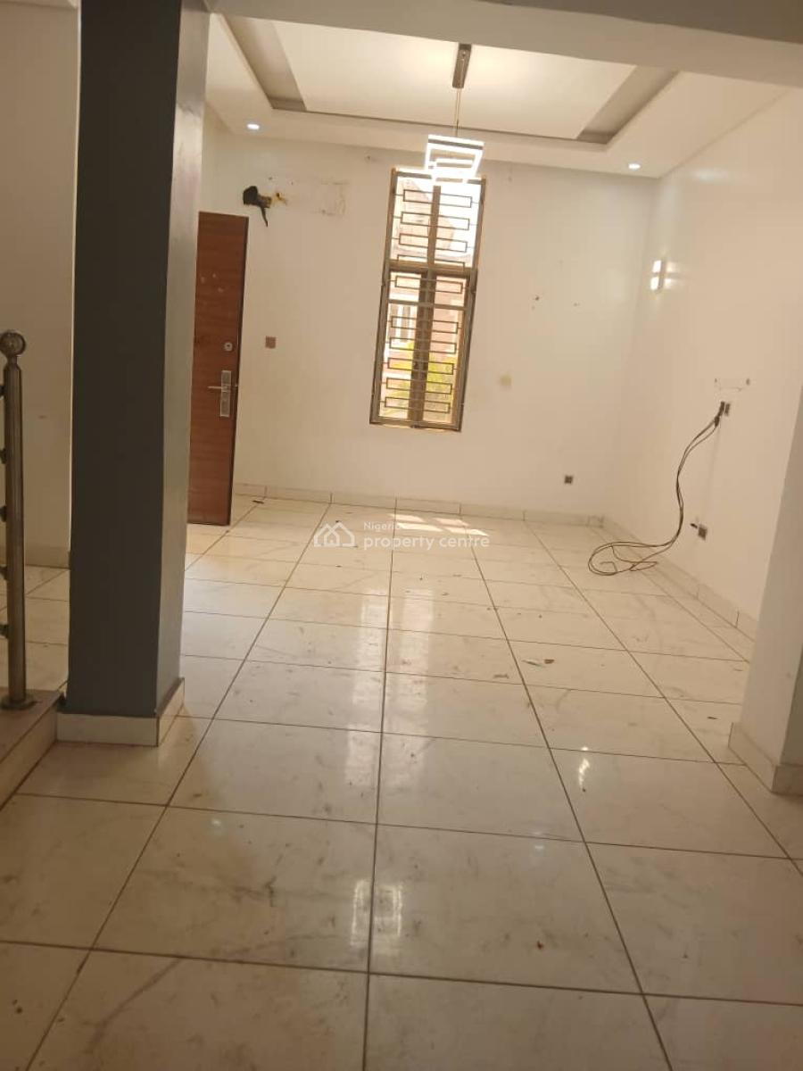 Tastefully Finished 4 Bedroom Terrace Duplex with Bq, Guzape Hills, Guzape District, Abuja, Terraced Duplex for Rent