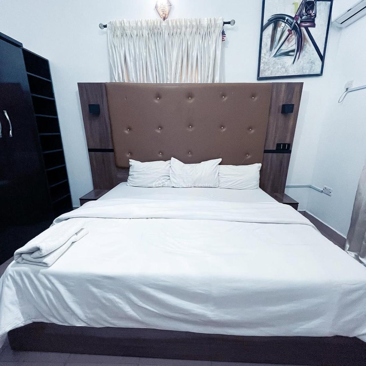 Nicely Furnished 3 Bedroom Apartment, Independence Layout, Enugu, Enugu, Flat / Apartment Short Let