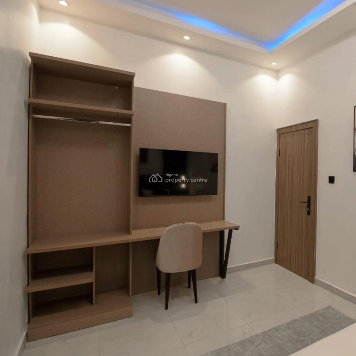 Nicely Furnished 1 Bedroom Apartment, Surulere, Lagos, Flat / Apartment Short Let