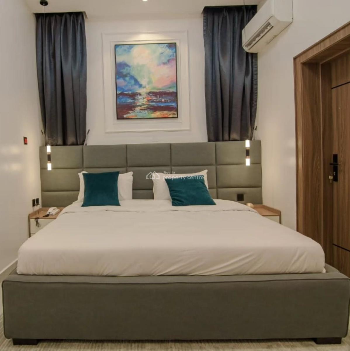 Nicely Furnished 1 Bedroom Apartment, Surulere, Lagos, Flat / Apartment Short Let