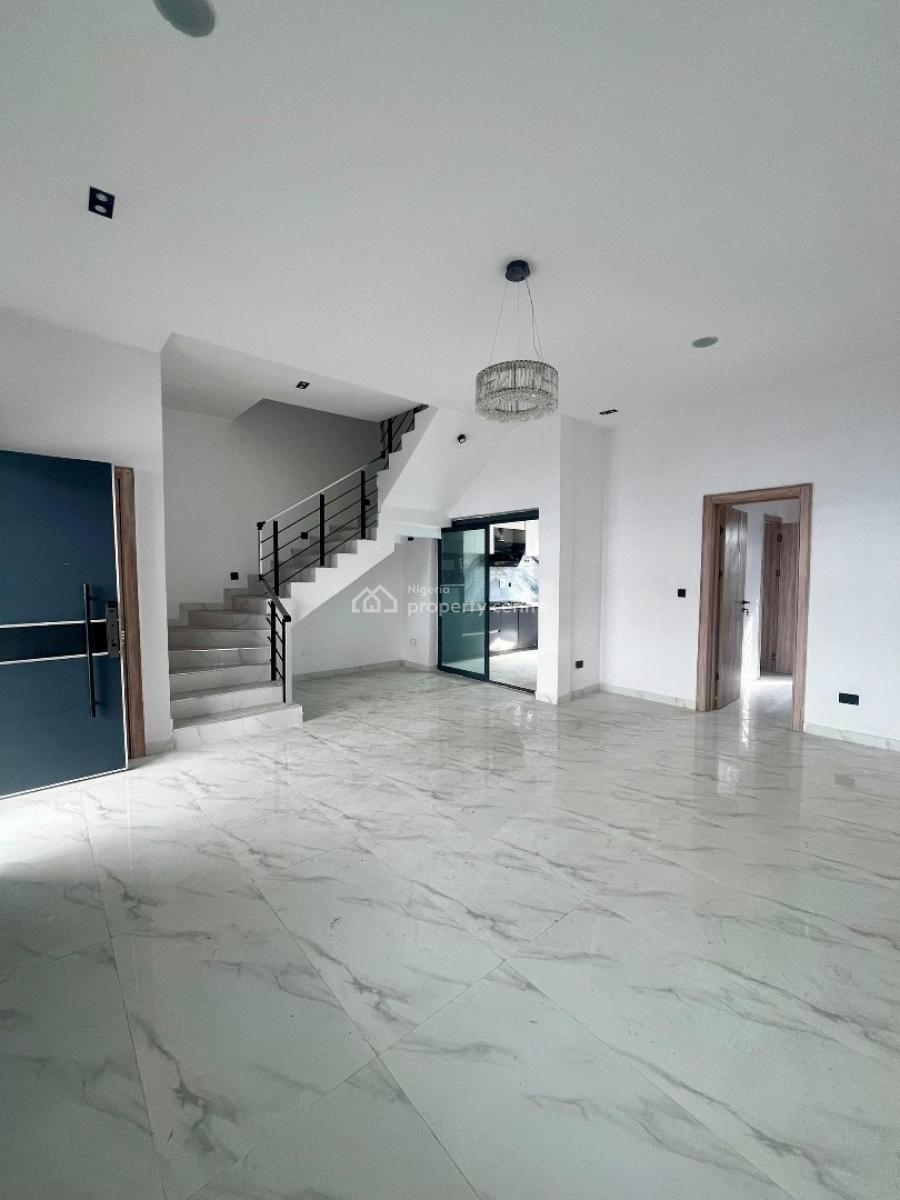 Spacious 4 Bedroom Terraced Duplex in a Well Secured Estate, Lekki, Lagos, House for Sale