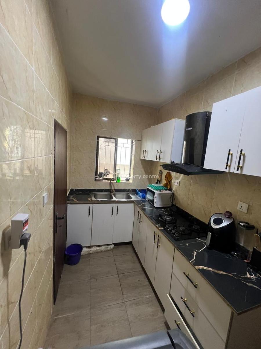 Spacious Single Room, Agungi, Lekki, Lagos, Flat / Apartment for Rent