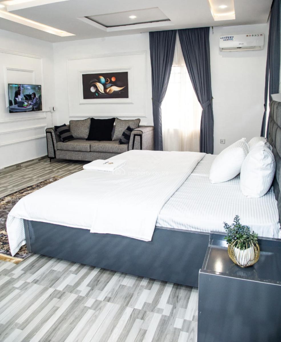 Nicely Furnished 3 Bedroom Apartment, Life Camp, Abuja, Flat / Apartment Short Let