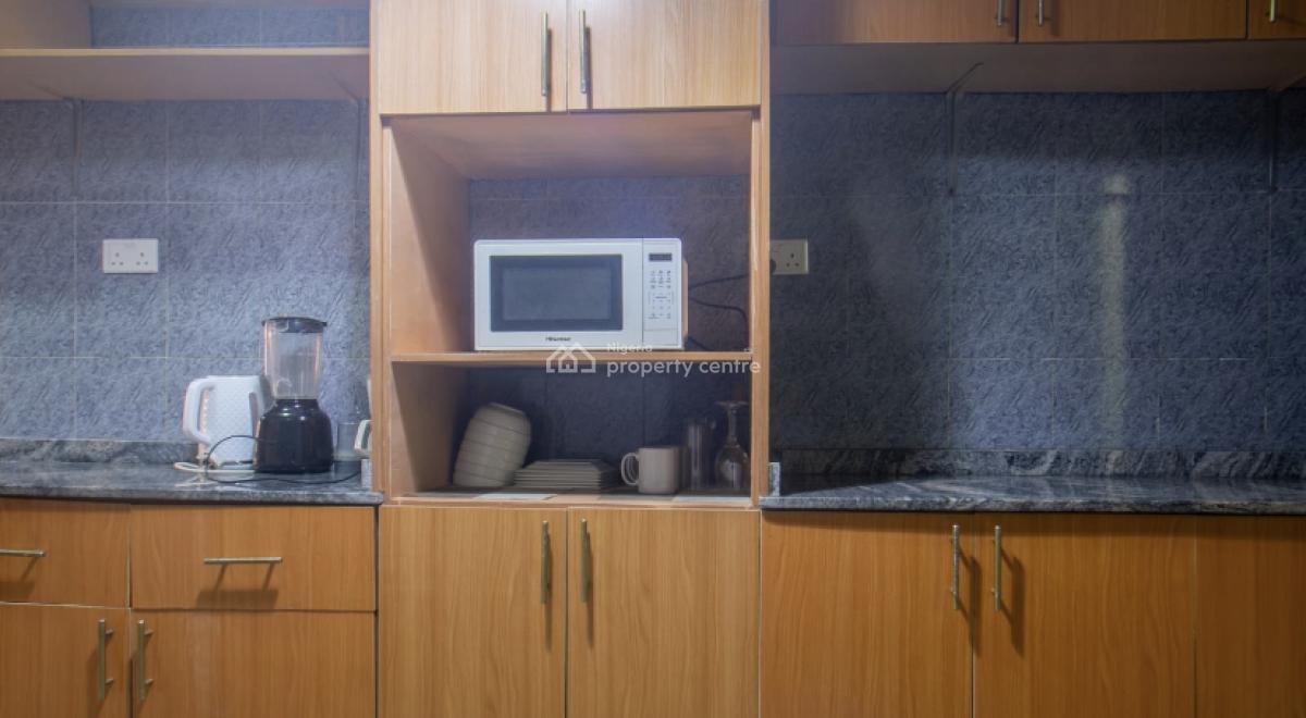 Nicely Furnished 3 Bedroom Apartment, Life Camp, Abuja, Flat / Apartment Short Let