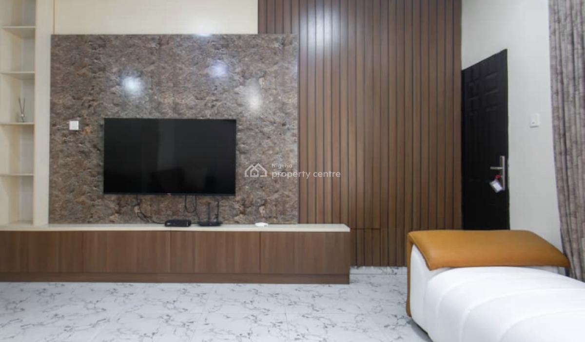 Nicely Furnished 3 Bedroom Apartment, Life Camp, Abuja, Flat / Apartment Short Let