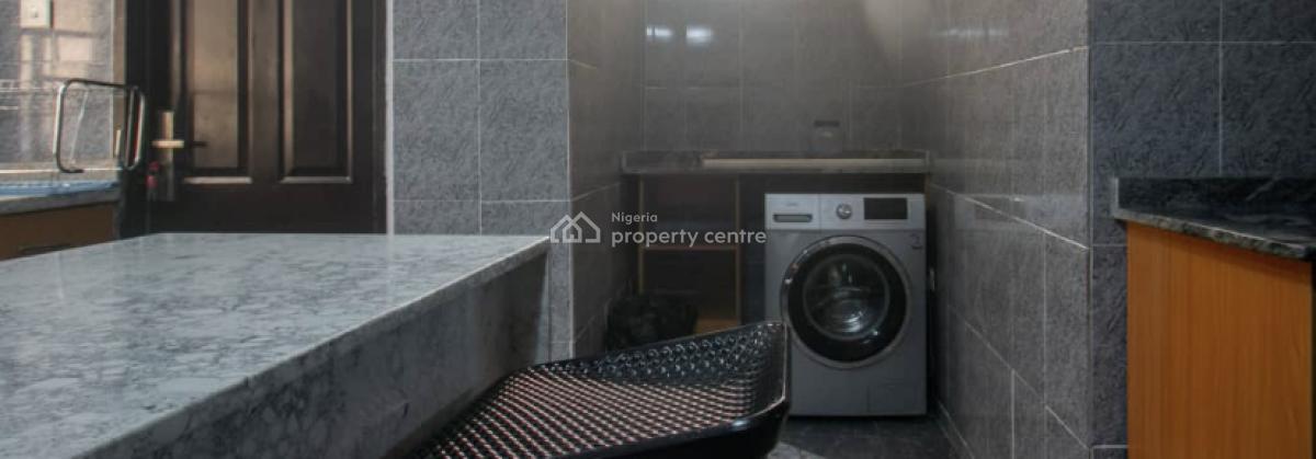 Nicely Furnished 3 Bedroom Apartment, Life Camp, Abuja, Flat / Apartment Short Let