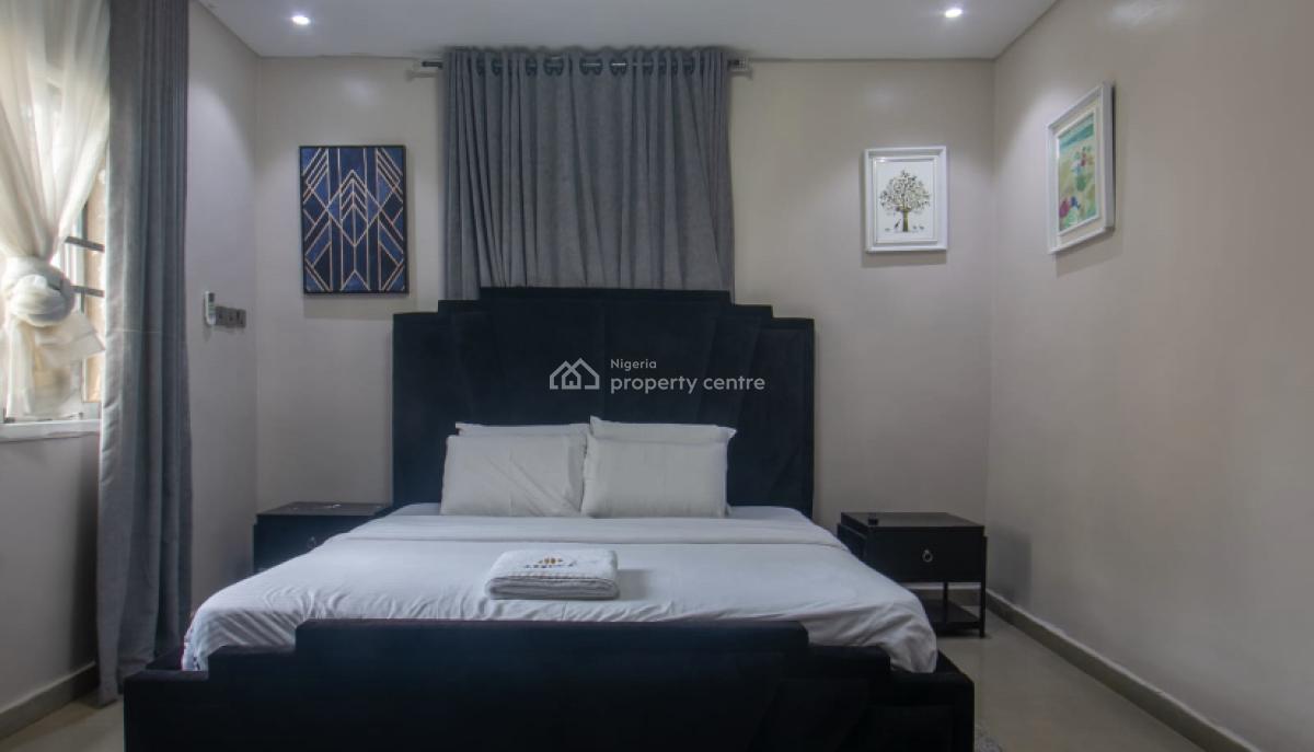 Nicely Furnished 3 Bedroom Apartment, Life Camp, Abuja, Flat / Apartment Short Let