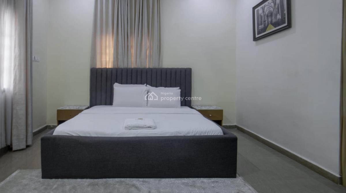 Nicely Furnished 3 Bedroom Apartment, Life Camp, Abuja, Flat / Apartment Short Let