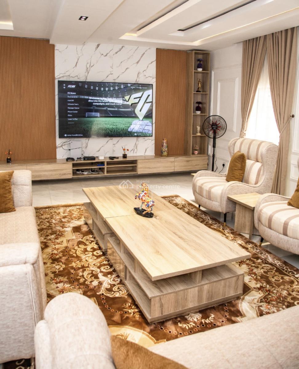 Nicely Furnished 5 Bedroom Apartment, Life Camp, Abuja, Flat / Apartment Short Let