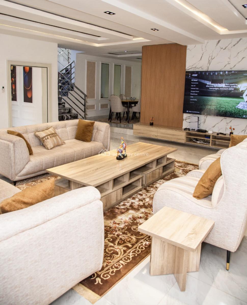 Nicely Furnished 5 Bedroom Apartment, Life Camp, Abuja, Flat / Apartment Short Let