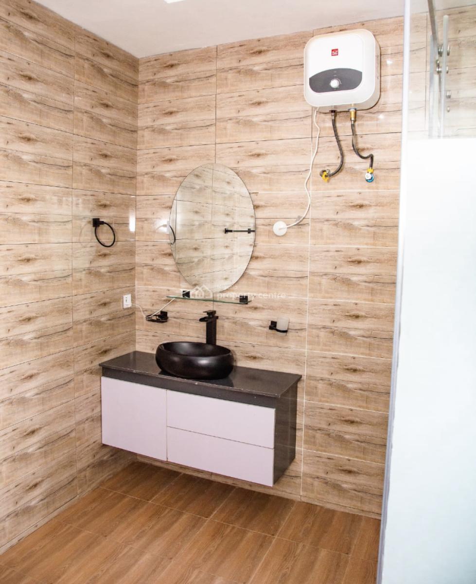 Nicely Furnished 5 Bedroom Apartment, Life Camp, Abuja, Flat / Apartment Short Let