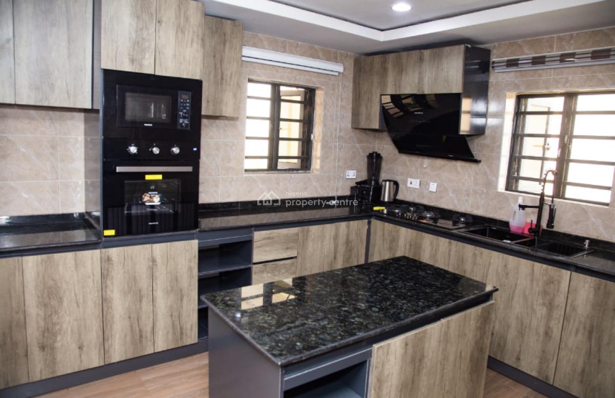 Nicely Furnished 5 Bedroom Apartment, Life Camp, Abuja, Flat / Apartment Short Let