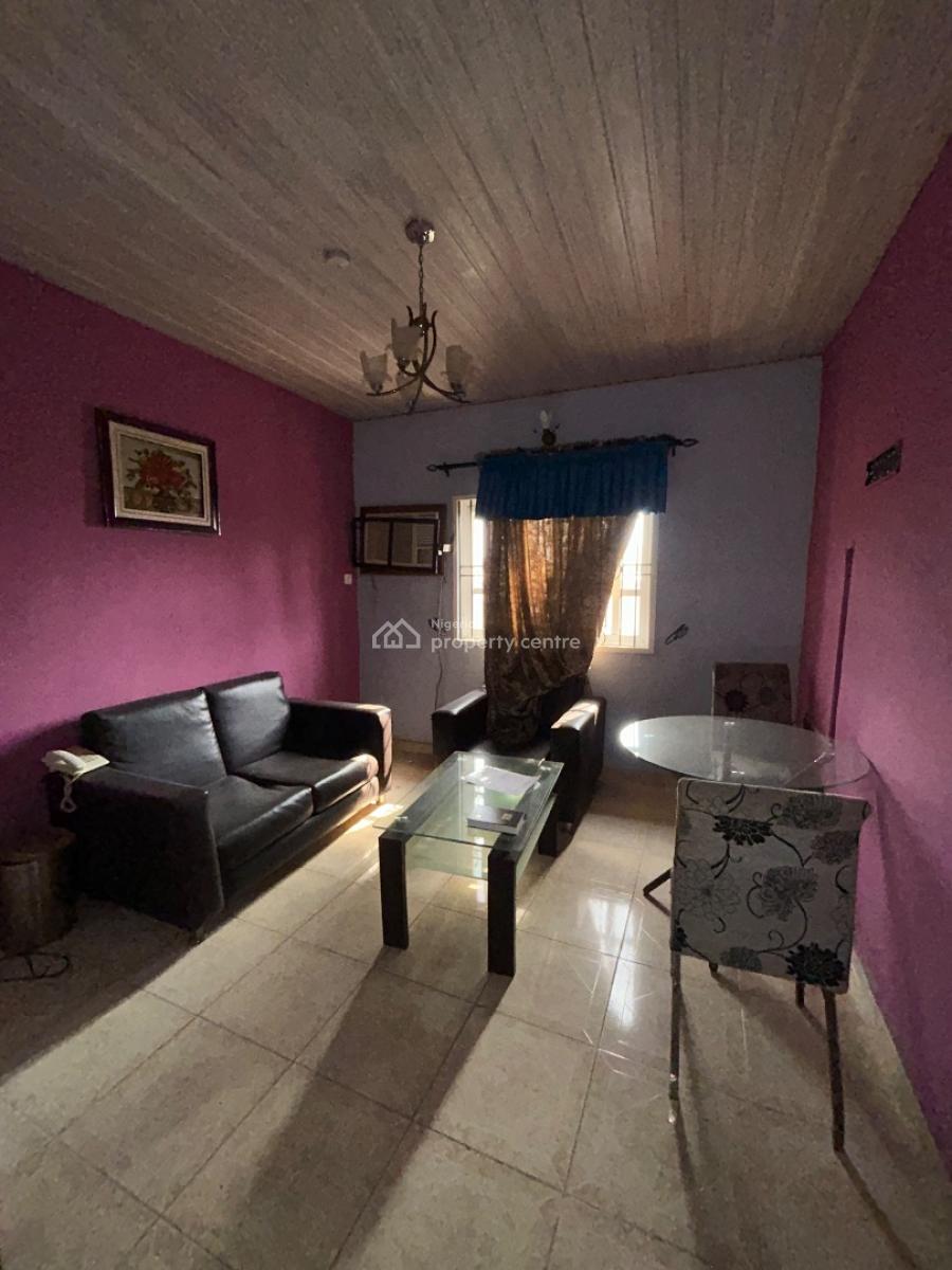 Functioning Massive Hotel with Hall, Pool and Bar, By Onikolobo Gra, Abeokuta South, Ogun, Hotel / Guest House for Rent