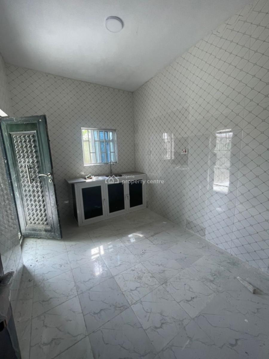 Newly Built 3 Bedroom Apartment, Off Mobil Road, Ilaje, Ajah, Lagos, Flat / Apartment for Rent