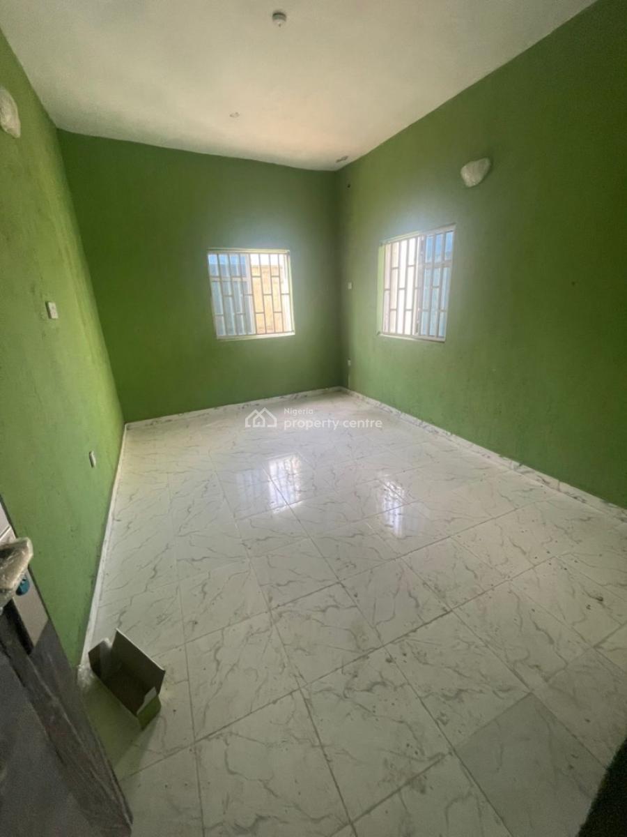 Newly Built 3 Bedroom Apartment, Off Mobil Road, Ilaje, Ajah, Lagos, Flat / Apartment for Rent