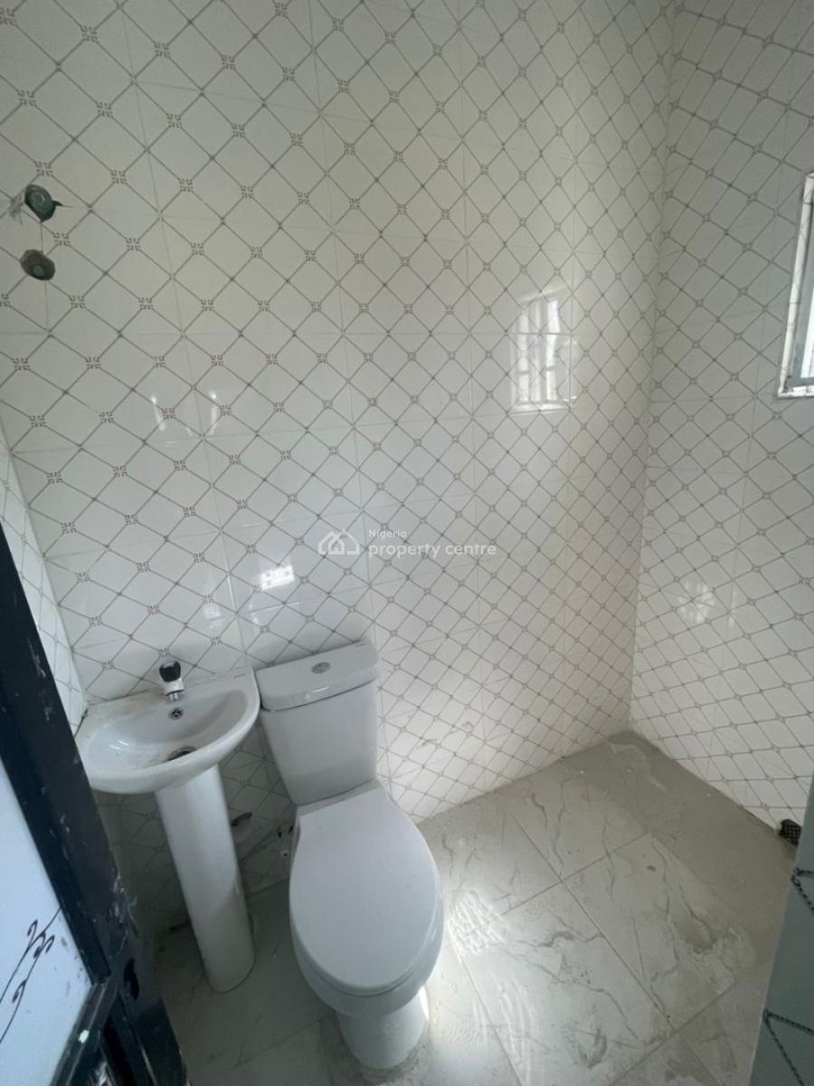 Newly Built 3 Bedroom Apartment, Off Mobil Road, Ilaje, Ajah, Lagos, Flat / Apartment for Rent