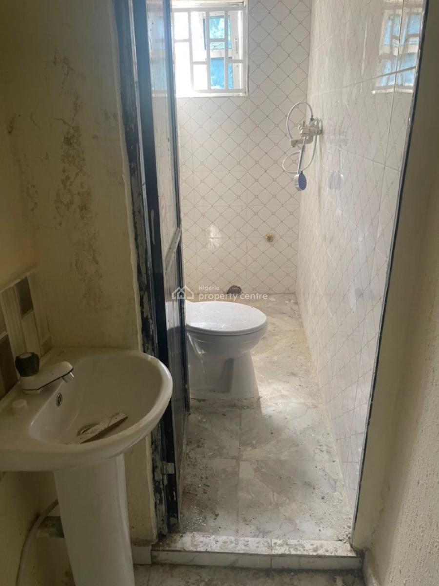 Newly Built 3 Bedroom Apartment, Off Mobil Road, Ilaje, Ajah, Lagos, Flat / Apartment for Rent