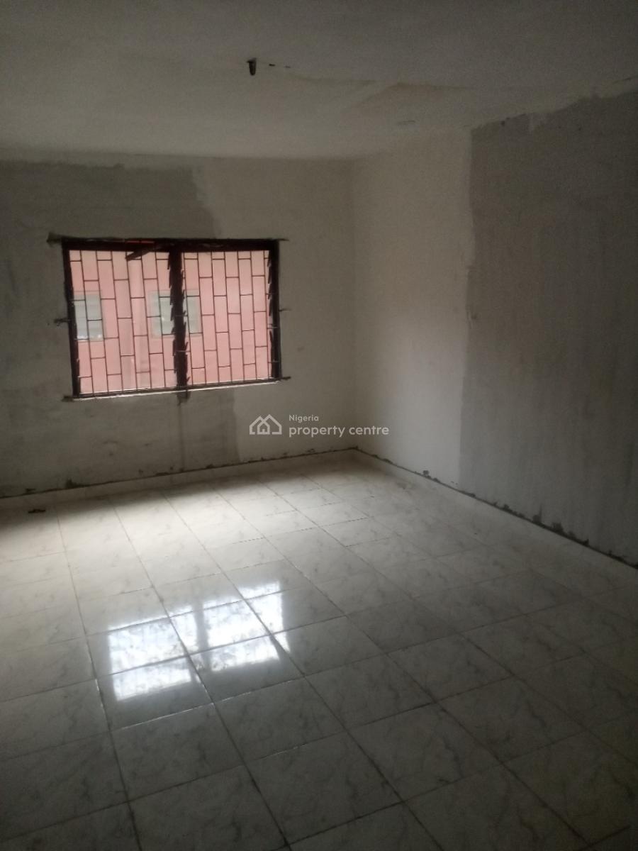 Newly Renovated 3 Bedroom, Ijesha, Surulere, Lagos, Flat / Apartment for Rent