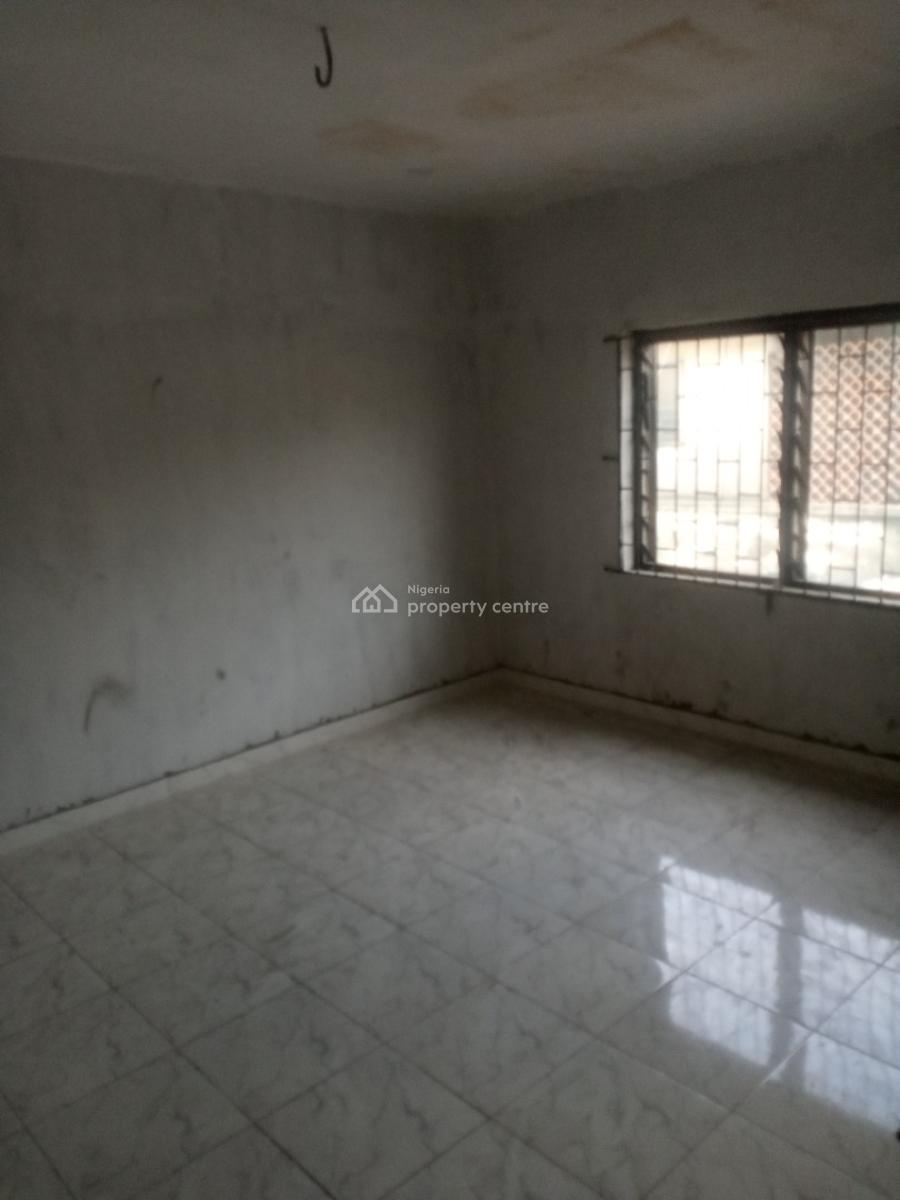 Newly Renovated 3 Bedroom, Ijesha, Surulere, Lagos, Flat / Apartment for Rent