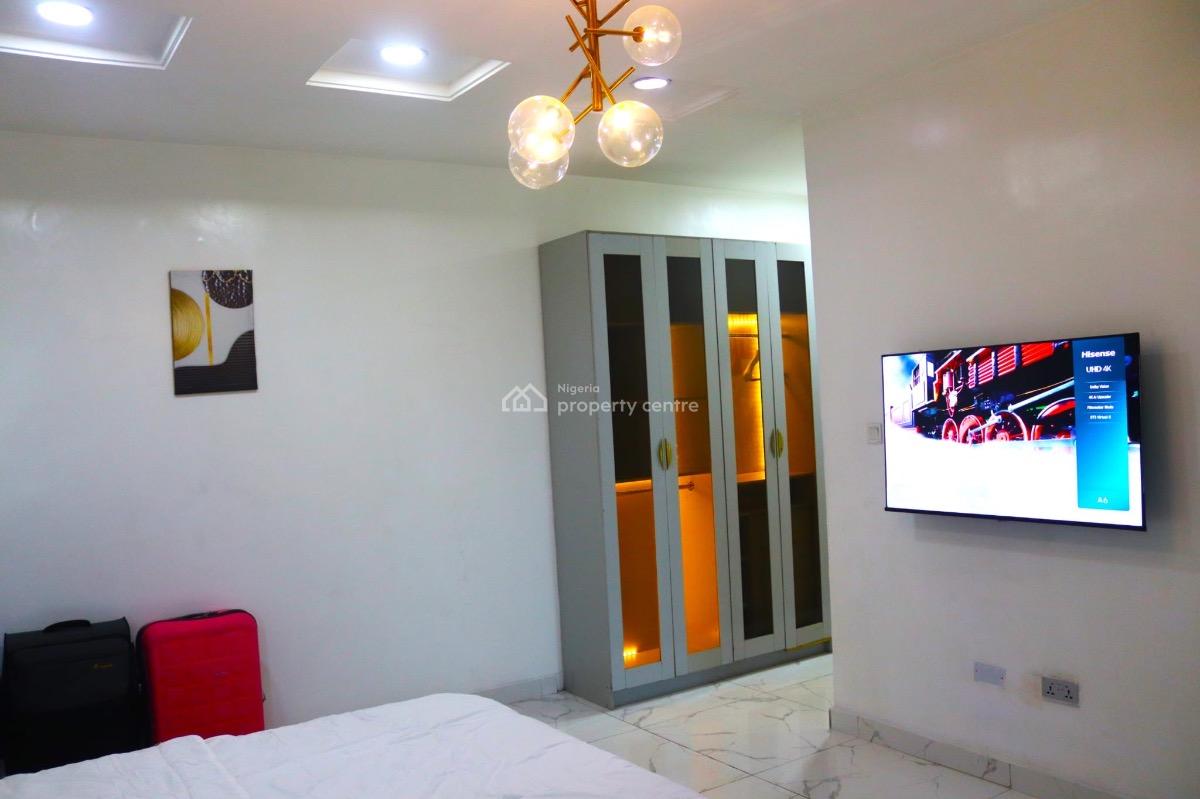 Luxury One Bedroom Apartment with Solar and Bed Mattress in an Estate, Olujobi Street, Off Corona School, Gbagada, Gbagada Phase 1, Gbagada, Lagos, Mini Flat (room and Parlour) Short Let