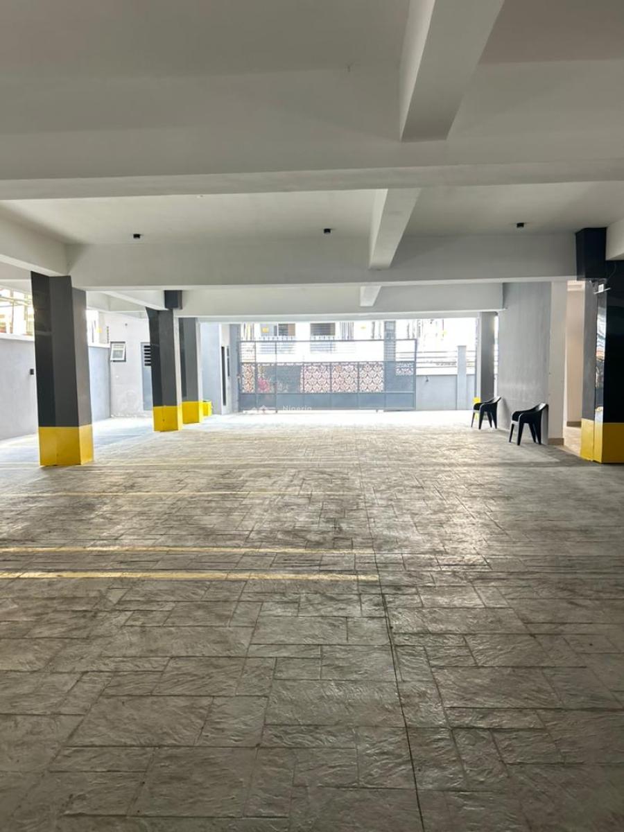 Contemporary 2 Bedroom Apartment with Bq, Lekki Phase 1, Lekki, Lagos, Flat / Apartment for Sale