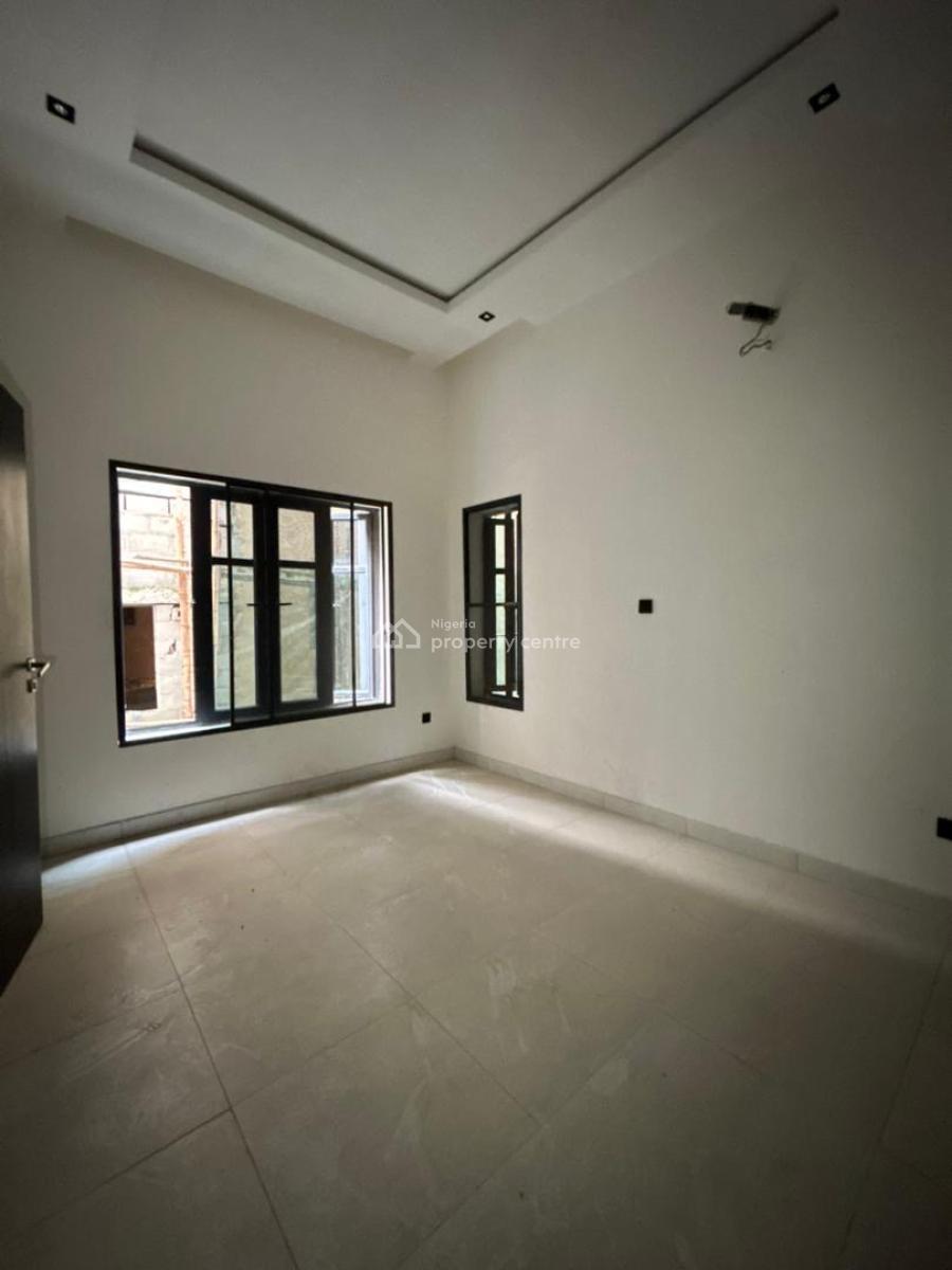 Contemporary 2 Bedroom Apartment with Bq, Lekki Phase 1, Lekki, Lagos, Flat / Apartment for Sale