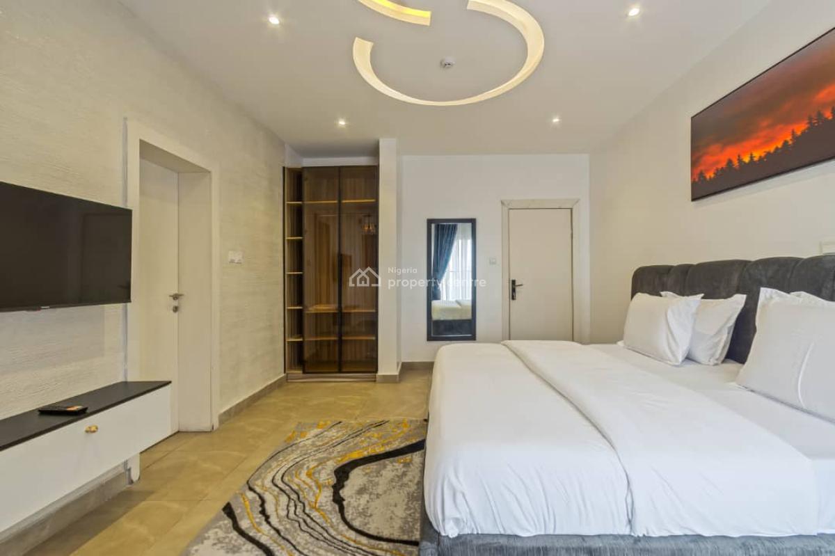 3 Bedrooms, Oniru Estate, Victoria Island (vi), Lagos, Flat / Apartment Short Let