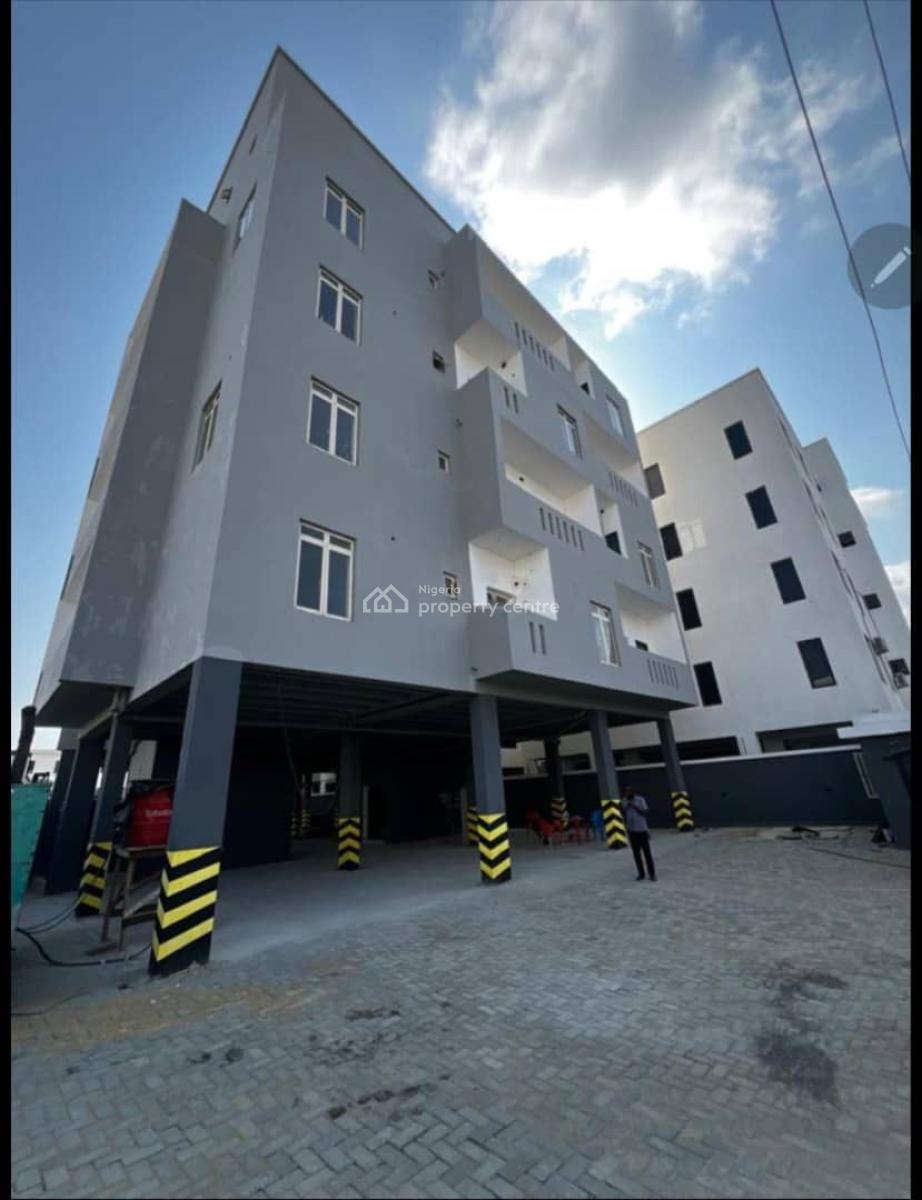 2 Bedroom Maisonette, Freedom Way, Lekki Phase 1, Lekki, Lagos, Flat / Apartment for Rent