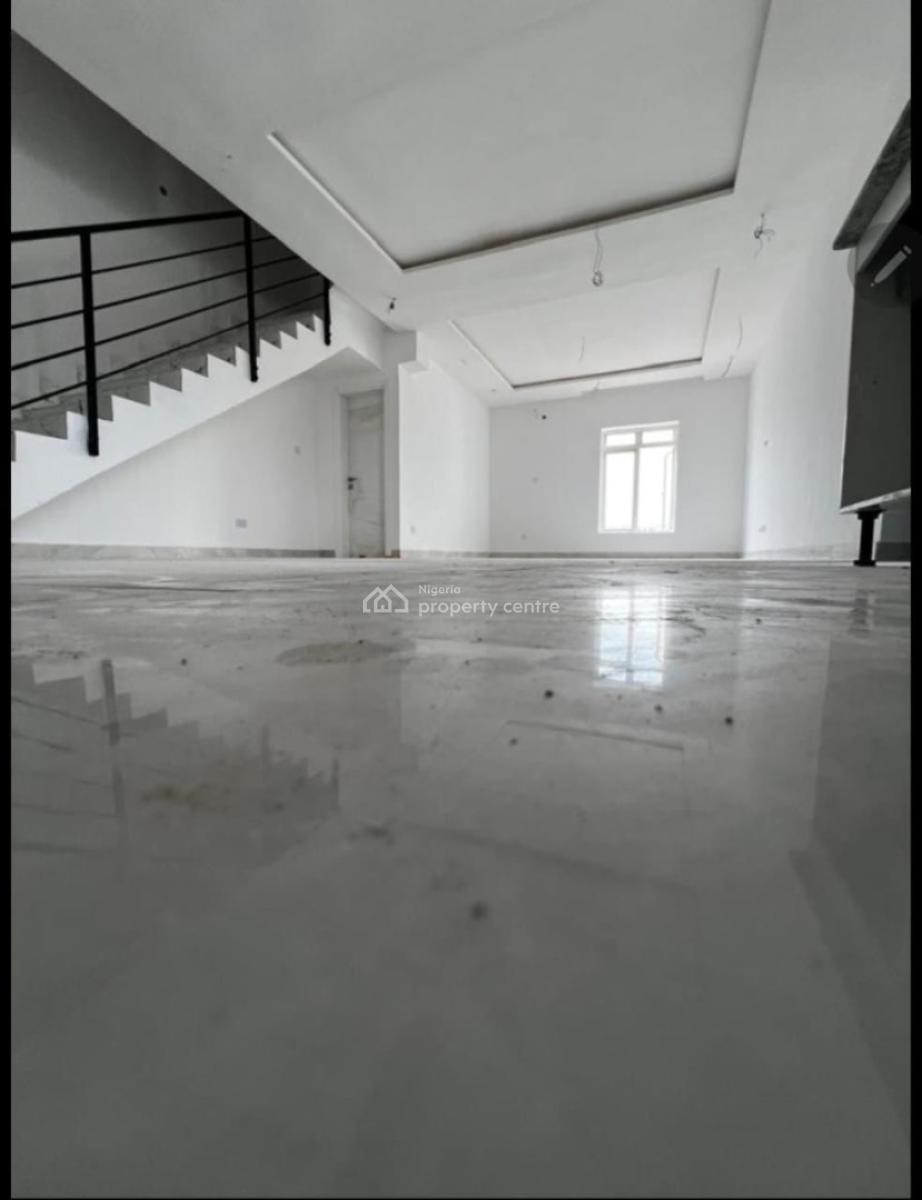 2 Bedroom Maisonette, Freedom Way, Lekki Phase 1, Lekki, Lagos, Flat / Apartment for Rent