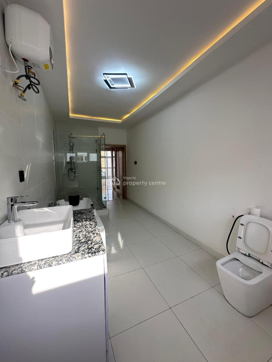 Spacious 6-bedroom Semi-detached Duplex + Bq, Osapa, Lekki, Lagos, Semi-detached Duplex for Rent
